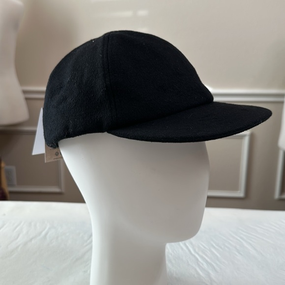Tilley WOOL CAP - Black - Picture 2 of 11